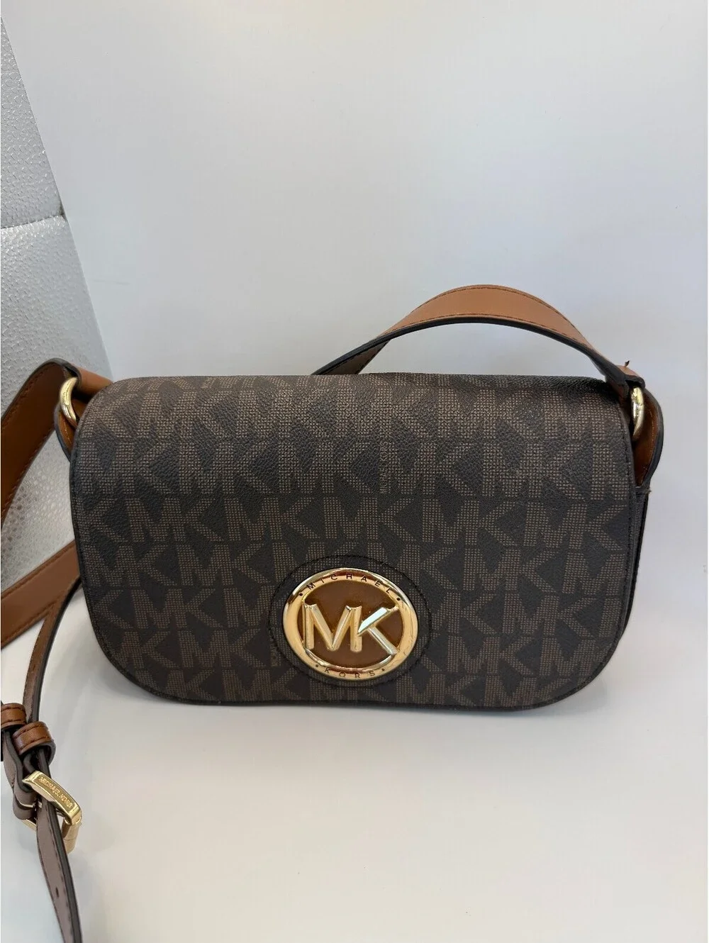 Michael Kors Samira Messenger Crossbody Bag In Brown With Signature Logo NWOT